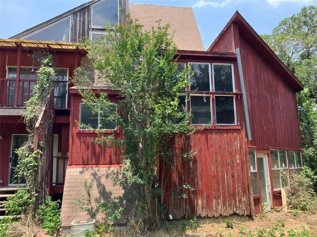 $229,700 | 693 St Mary's Road, Rosanky, TX 78953