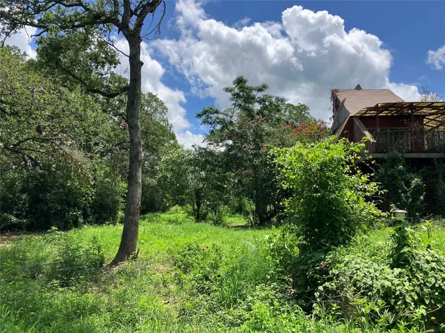 $229,700 | 693 St Mary's Road, Rosanky, TX 78953