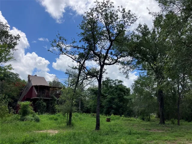 $229,700 | 693 St Mary's Road, Rosanky, TX 78953