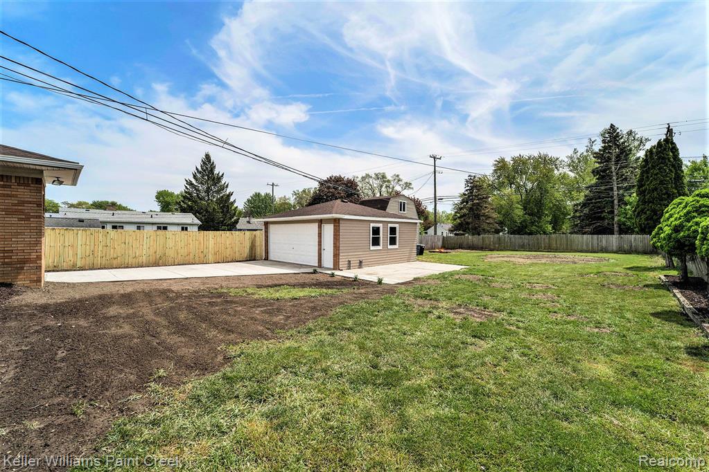 11096 East 10 Mile Road Warren, MI 48089 - Photo 22 of 31
