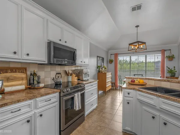 $269,000 | 4204 Parkridge Drive, Benton, LA 71006