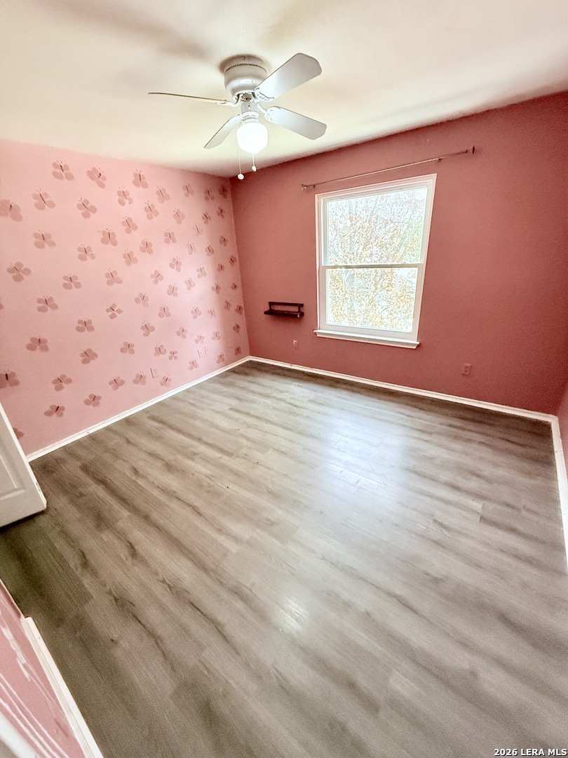 13916 Randalstone Drive Pflugerville, TX 78660 - Photo 21 of 32 a view of an empty room with a window
