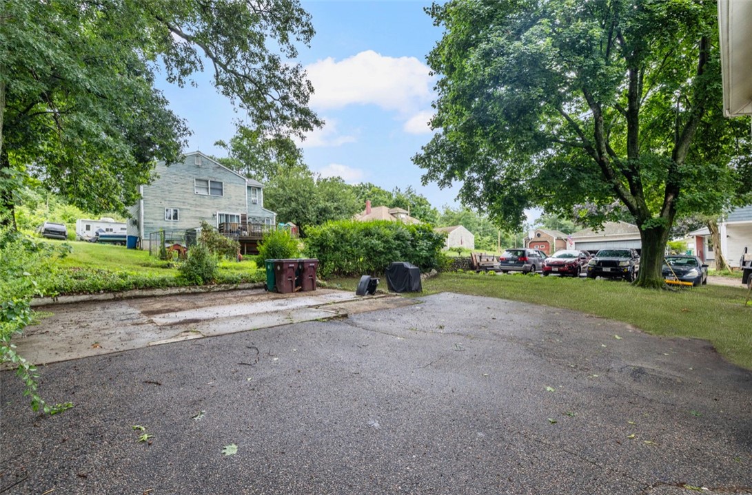 628 Cumberland Hill Road Woonsocket, RI 02895 - Photo 38 of 39 Gallery Image 38