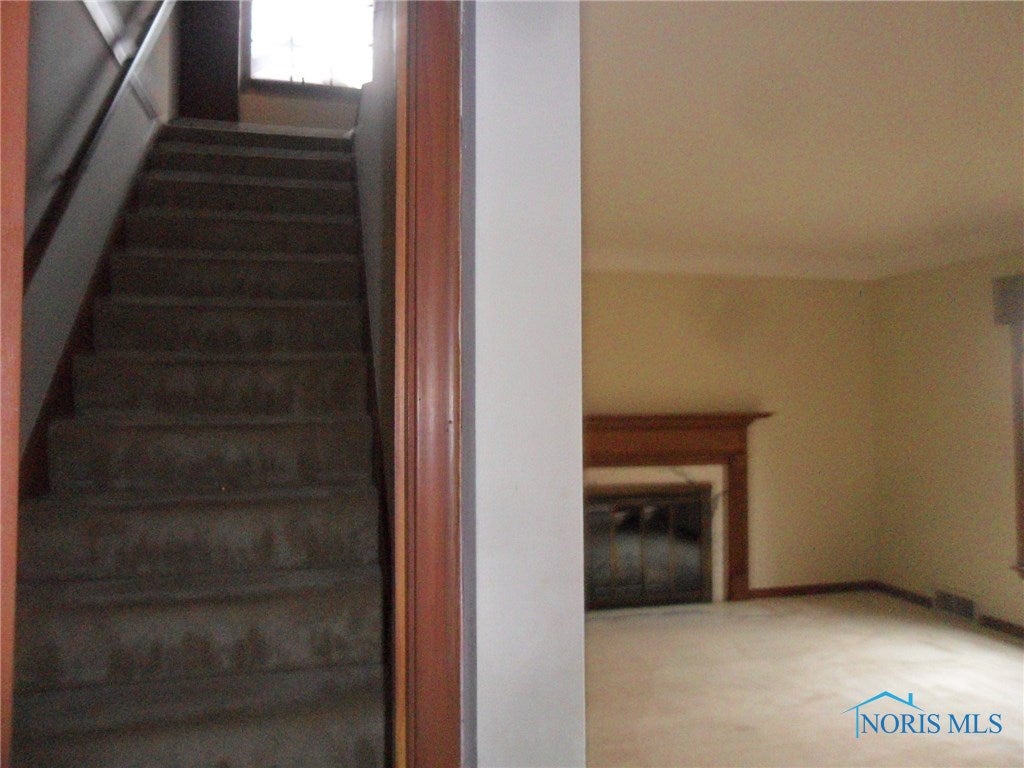 4127 Elmhurst Road Toledo, OH 43613 - Photo 8 of 25 Gallery Image 8