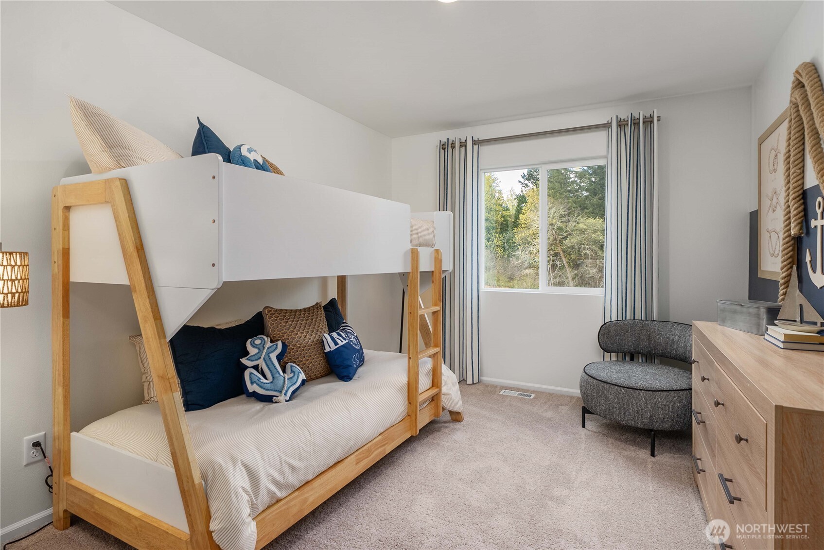 13411 324th Avenue Southeast Sultan, WA 98294 - Photo 16 of 23 a bedroom with a bed and a window