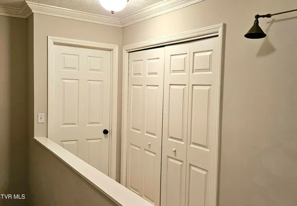 $268,500 | 323 Hickory Bluff, Johnson City, TN 37601