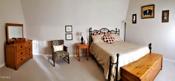 $268,500 | 323 Hickory Bluff, Johnson City, TN 37601