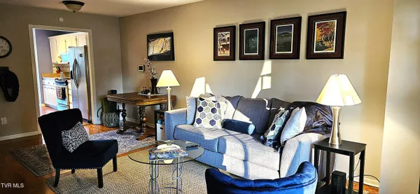 $268,500 | 323 Hickory Bluff, Johnson City, TN 37601