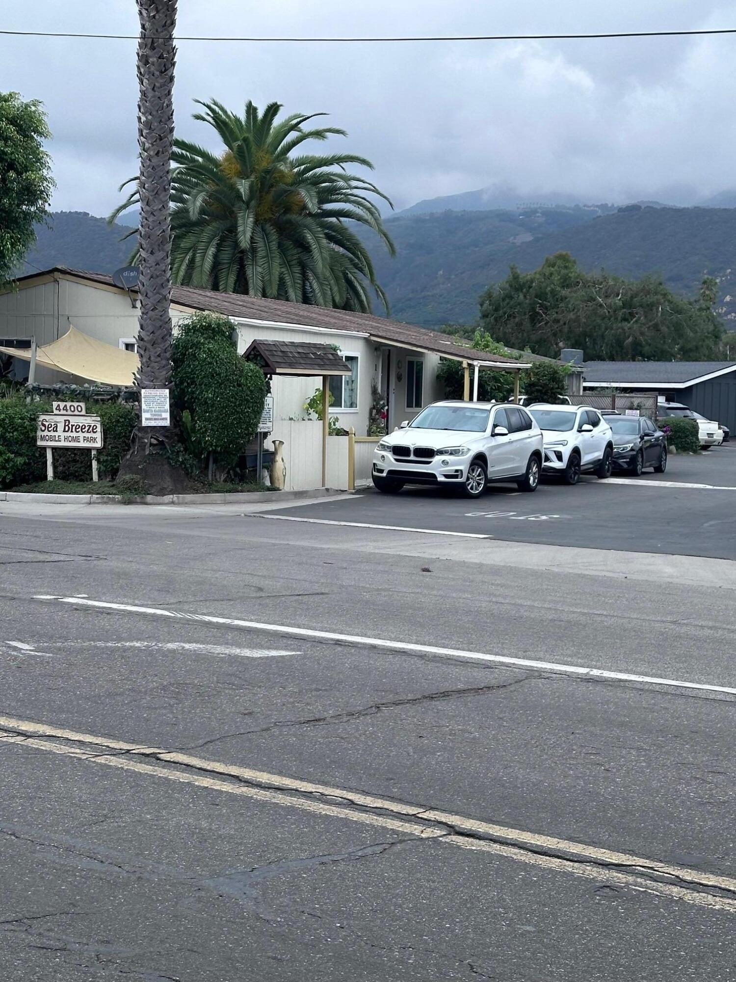 4400 Carpinteria Avenue, Unit 1 Carpinteria, CA 93013 - Photo 3 of 7 IMG_2756