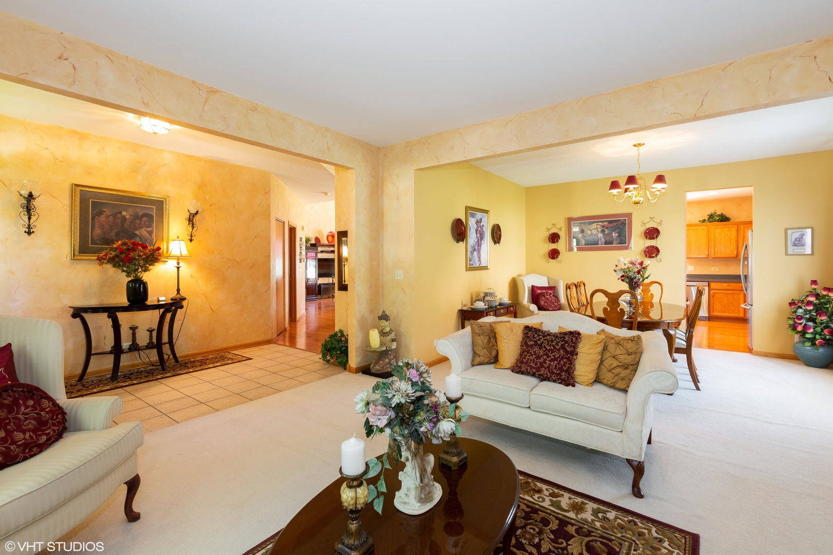 3541 High Ridge Road Carpentersville, IL 60110 - Photo 3 of 18 a living room with furniture and wooden floor