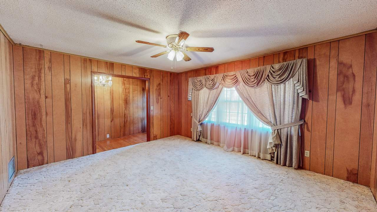 122 Henderson Road Roxboro, NC 27573 - Photo 10 of 27 Photo 10