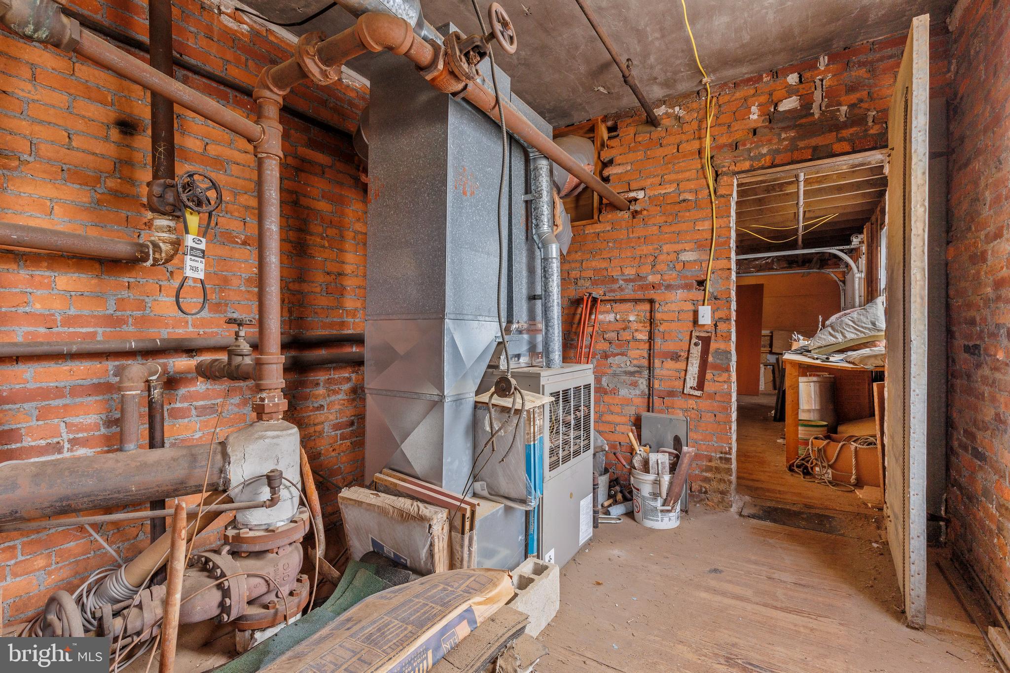 25 Laurel Street York, PA 17404 - Photo 17 of 33