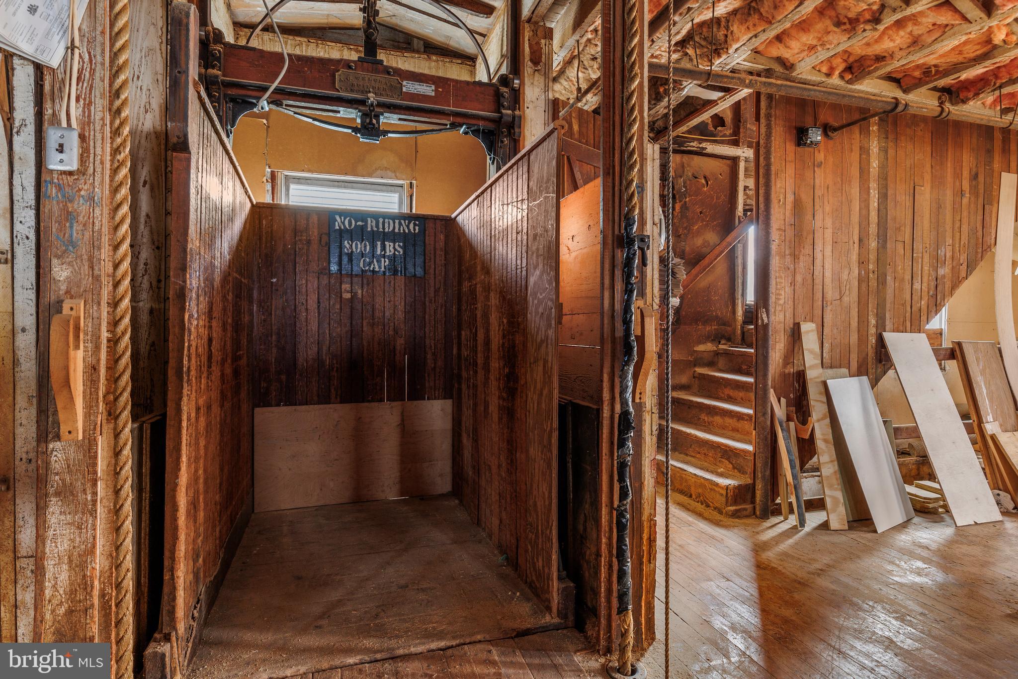 25 Laurel Street York, PA 17404 - Photo 25 of 33 a view of an entryway