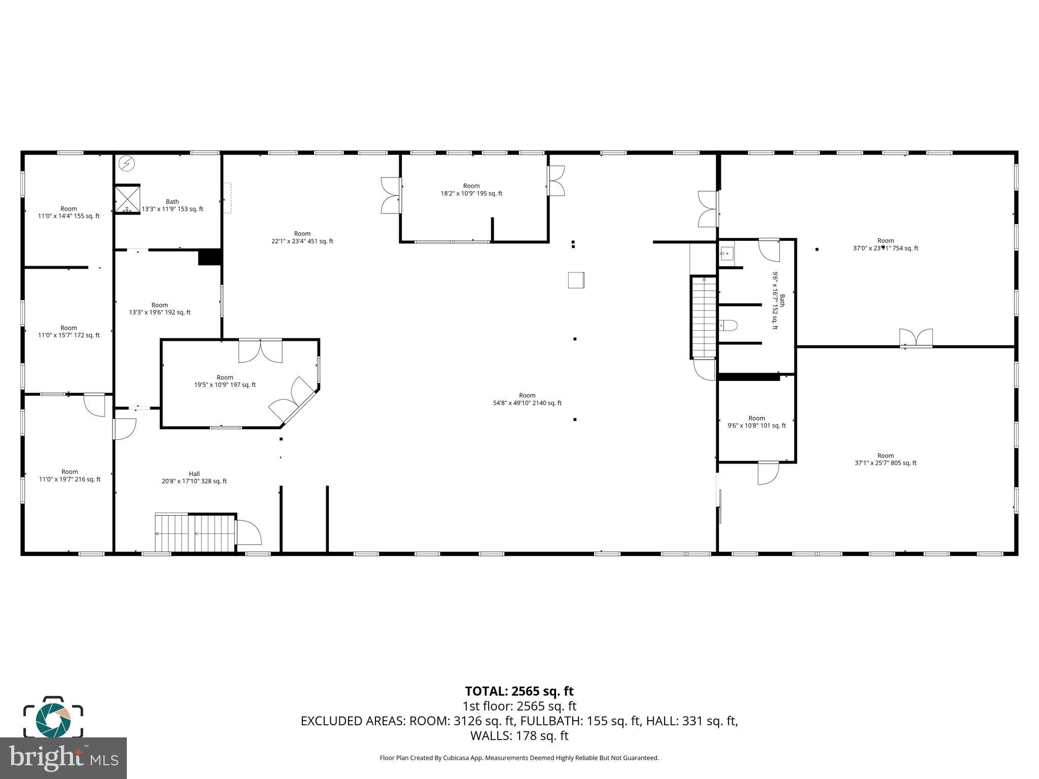 25 Laurel Street York, PA 17404 - Photo 32 of 33 a black and white photo of a vanity