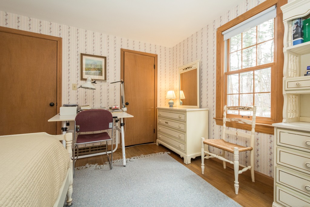 8 Castle Road Westford, MA 01886 - Photo 18 of 30 Gallery Image 18