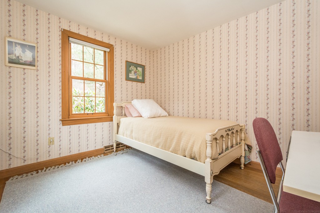 8 Castle Road Westford, MA 01886 - Photo 19 of 30 Gallery Image 19