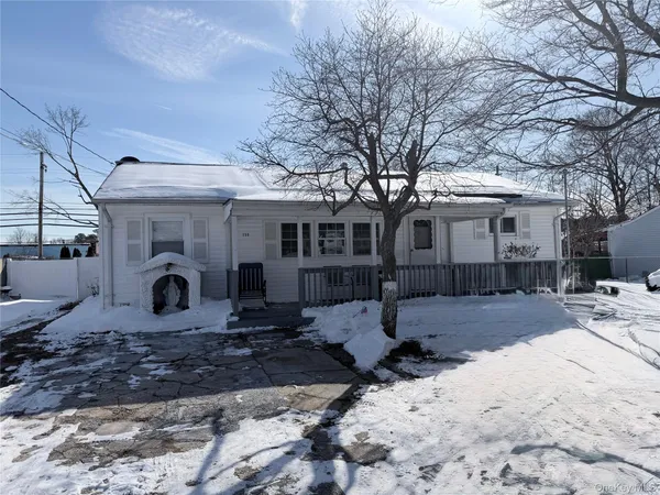 $450,000 | 150 Suffolk Avenue, Brentwood, NY 11717