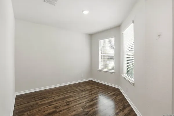 $2,000 | 15135 Longtailed Duck, San Antonio, TX 78253