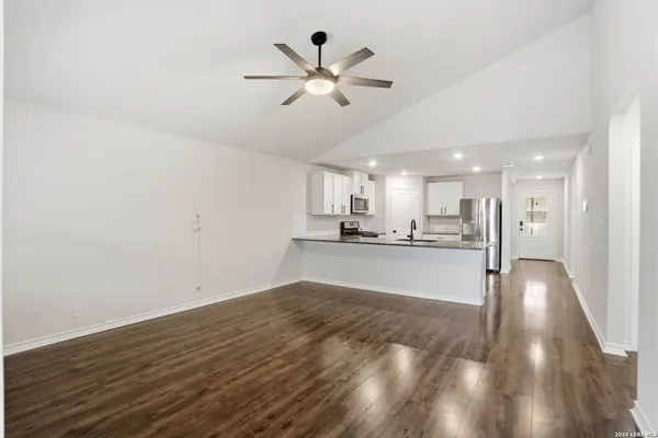 $2,000 | 15135 Longtailed Duck, San Antonio, TX 78253