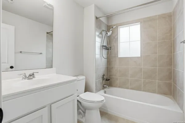 $2,000 | 15135 Longtailed Duck, San Antonio, TX 78253