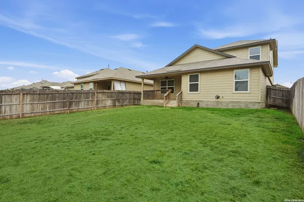 $2,000 | 15135 Longtailed Duck, San Antonio, TX 78253