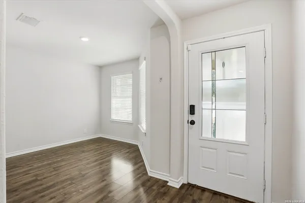 $2,000 | 15135 Longtailed Duck, San Antonio, TX 78253