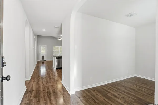 $2,000 | 15135 Longtailed Duck, San Antonio, TX 78253