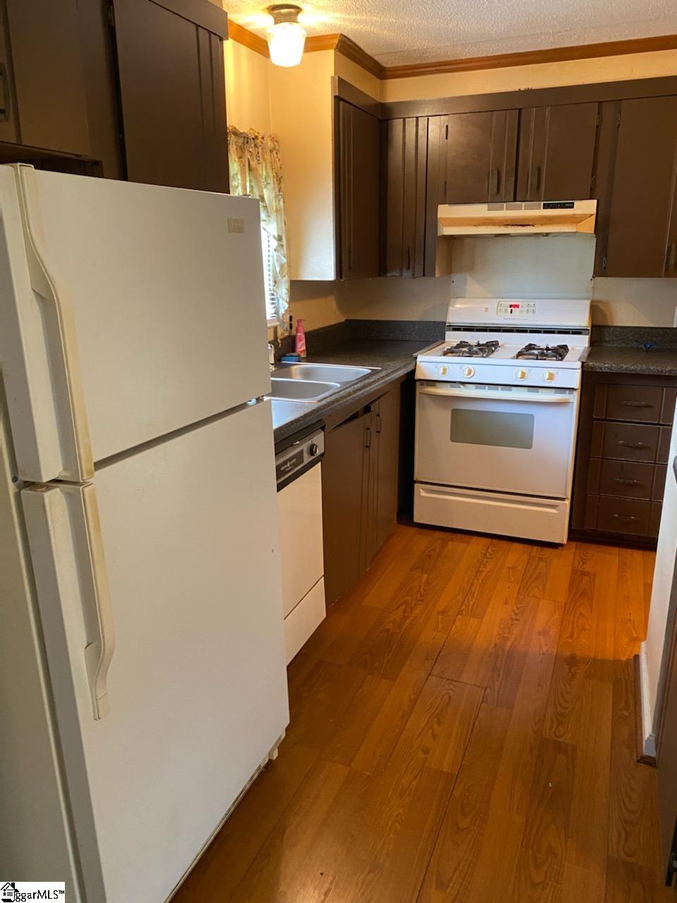 1113 Goucher Green Bethel Road Gaffney, SC 29340 - Photo 2 of 17 Gallery Image 2