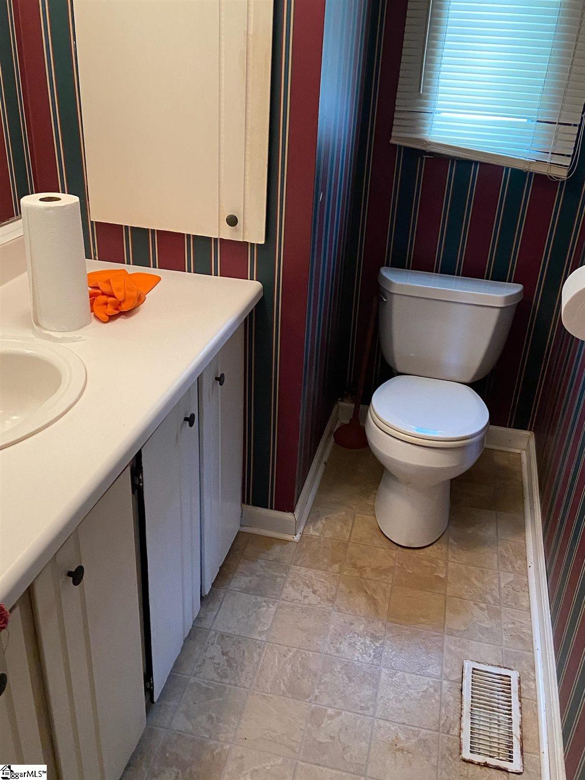 1113 Goucher Green Bethel Road Gaffney, SC 29340 - Photo 8 of 17 Gallery Image 8