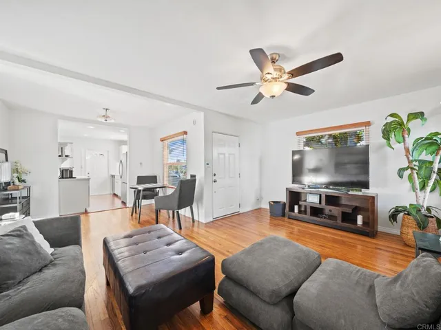 $3,150 | 367 Hedge Way, Chula Vista, CA 91910