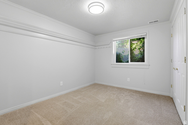 18 West 900 North Bountiful, UT 84010 - Photo 25 of 38