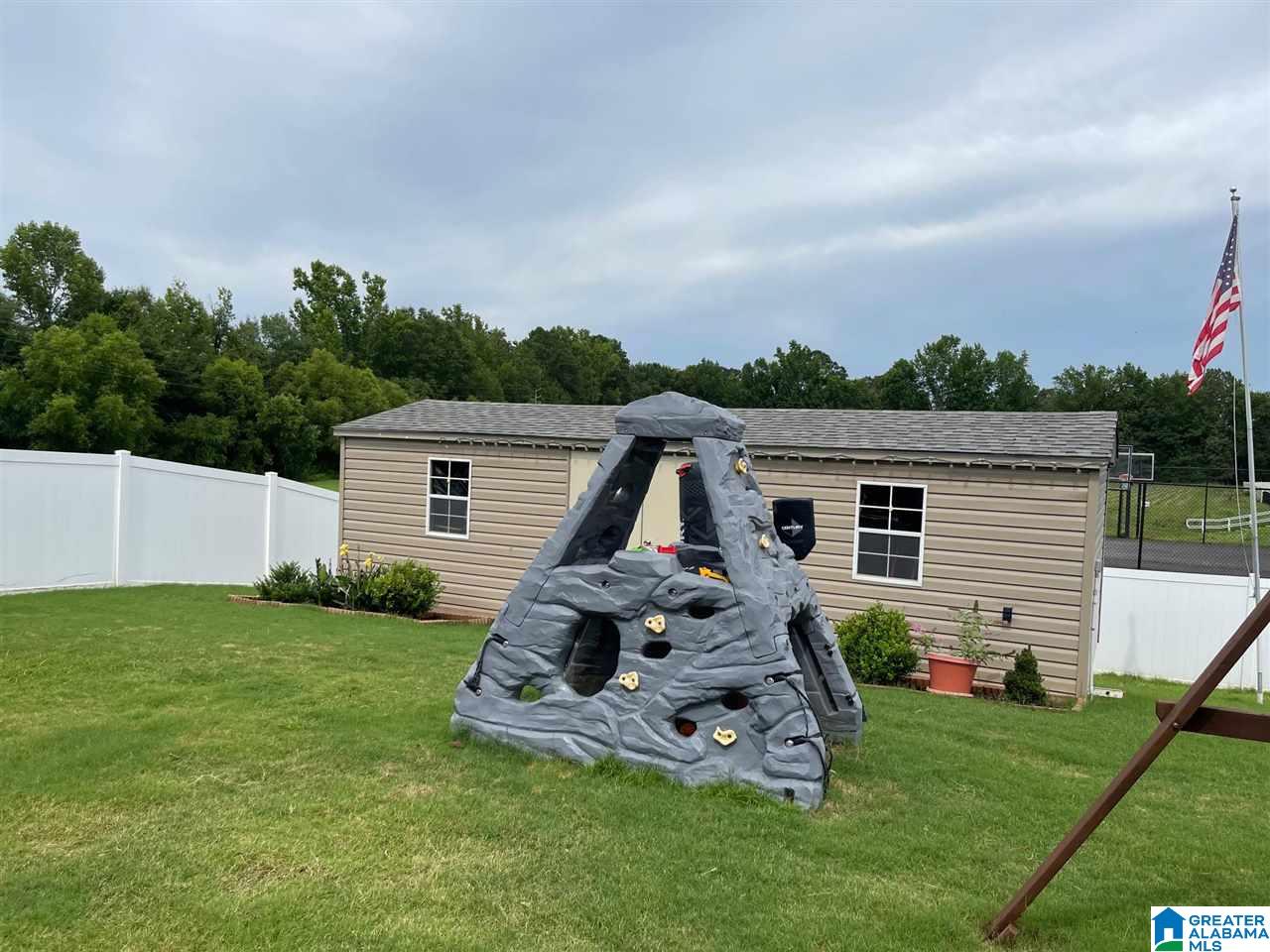 42 Jenkins Road Oxford, AL 36203 - Photo 22 of 35