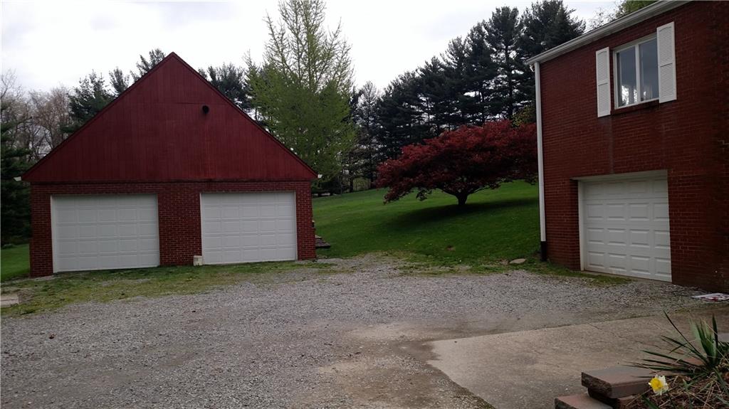 405 Thomas Road Canonsburg, PA 15317 - Photo 6 of 22