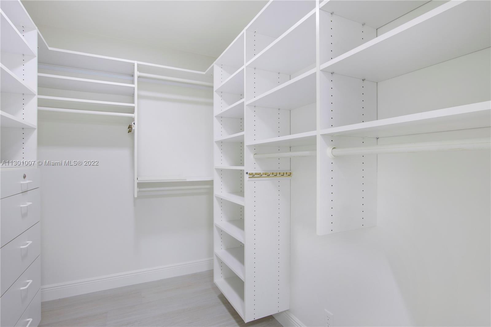 100 South Beach Road, Unit PHC Tequesta, FL 33469 - Photo 15 of 34 Gallery Image 15