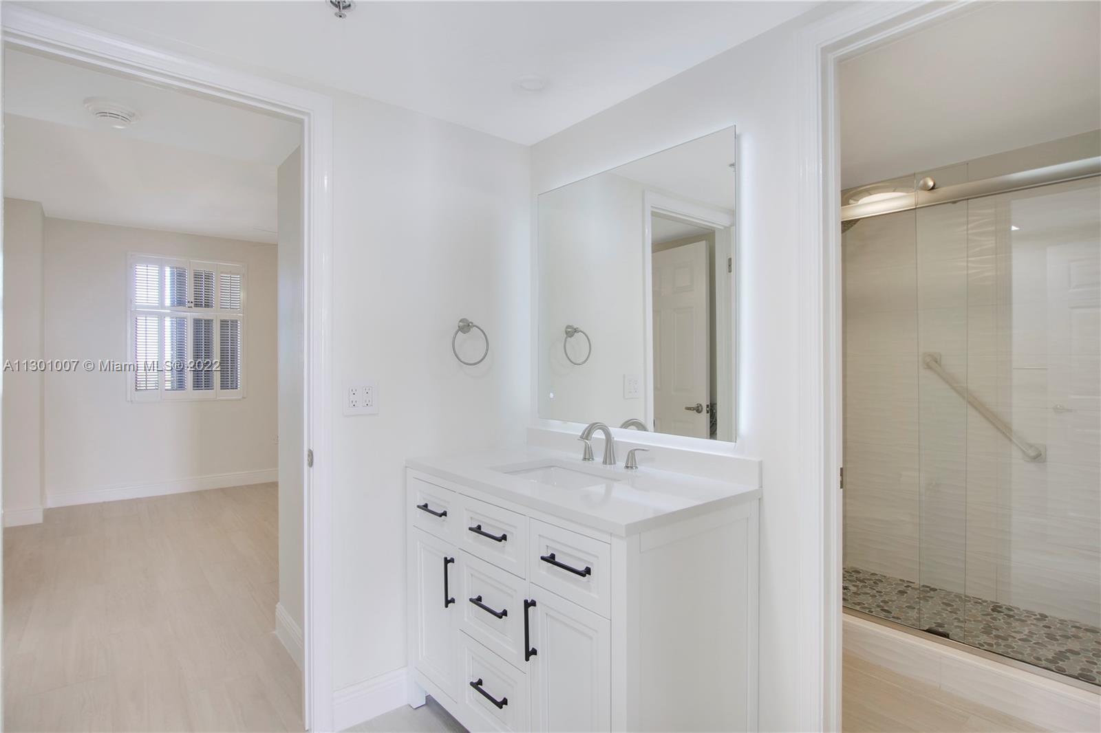 100 South Beach Road, Unit PHC Tequesta, FL 33469 - Photo 18 of 34 Gallery Image 18