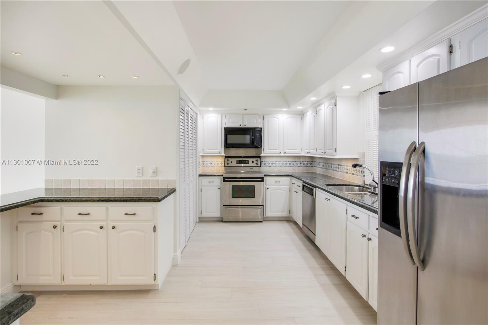 100 South Beach Road, Unit PHC Tequesta, FL 33469 - Photo 20 of 34 Gallery Image 20