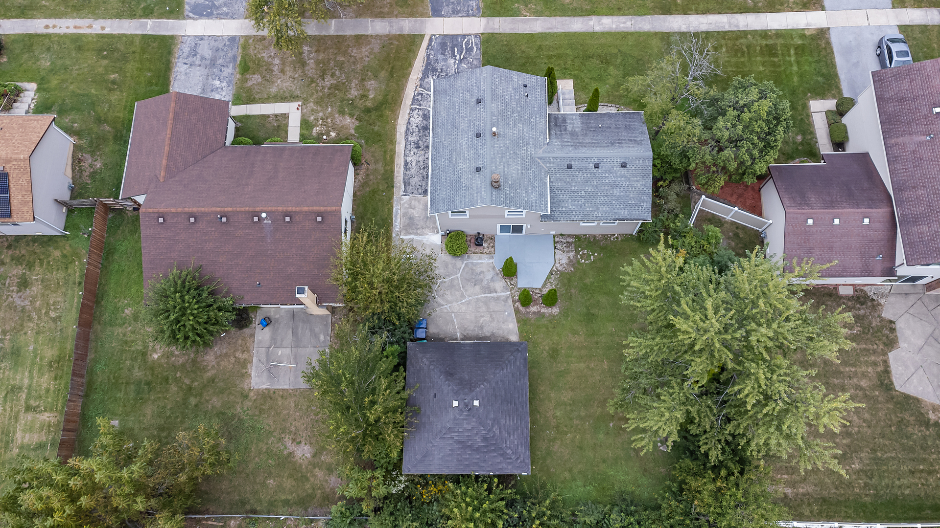 5855 Timberlane Road Matteson, IL 60443 - Photo 21 of 22 an aerial view of a house with garden space and street view