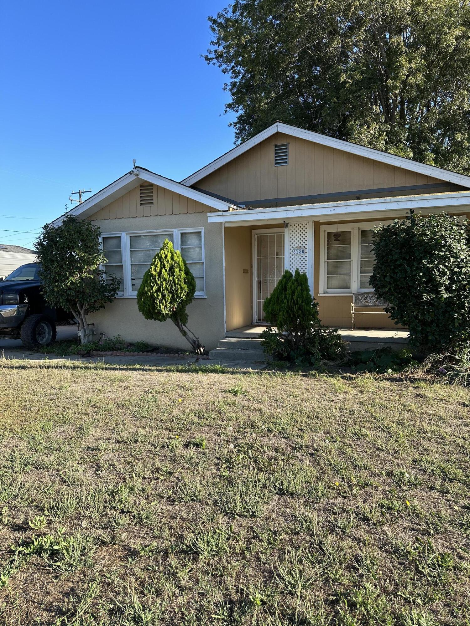6280 Bristol Road Ventura, CA 93003 - Photo 1 of 1 a front view of a house with garden