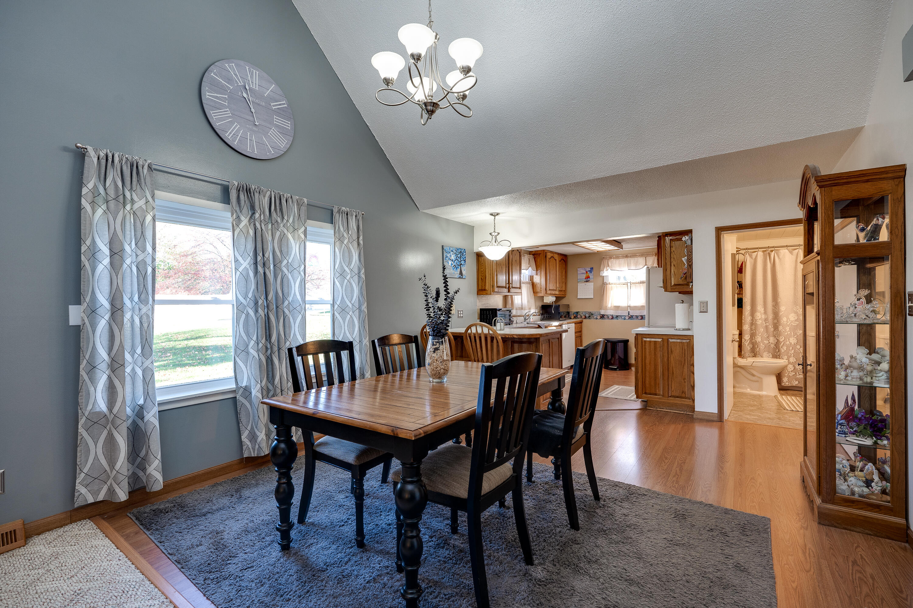 346 North Hampton Road Springfield, OH 45504 - Photo 13 of 54
