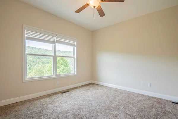 $499,900 | 365 Meadowbrook Lane, Trenton, GA 30752