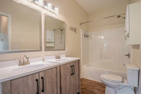 $499,900 | 365 Meadowbrook Lane, Trenton, GA 30752