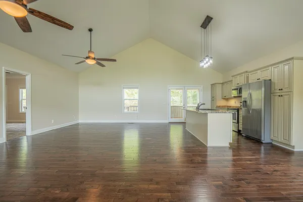 $499,900 | 365 Meadowbrook Lane, Trenton, GA 30752