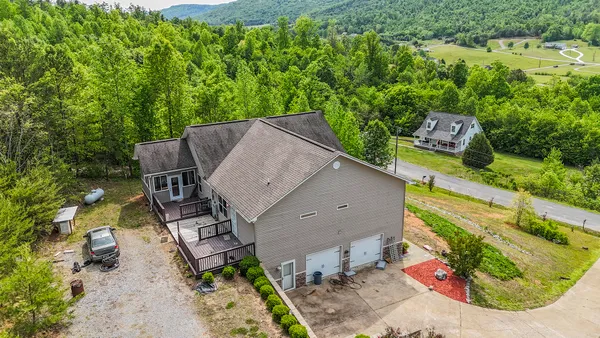 $499,900 | 365 Meadowbrook Lane, Trenton, GA 30752