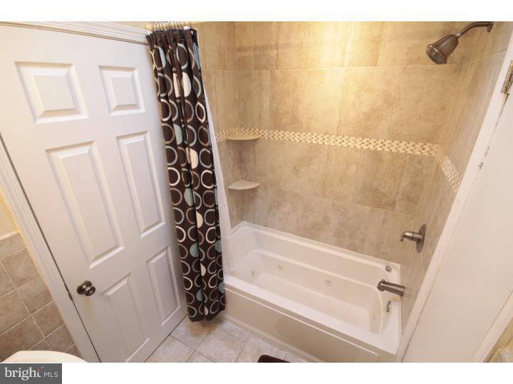 9074 Wesleyan Road Philadelphia, PA 19136 - Photo 11 of 16 Bathroom