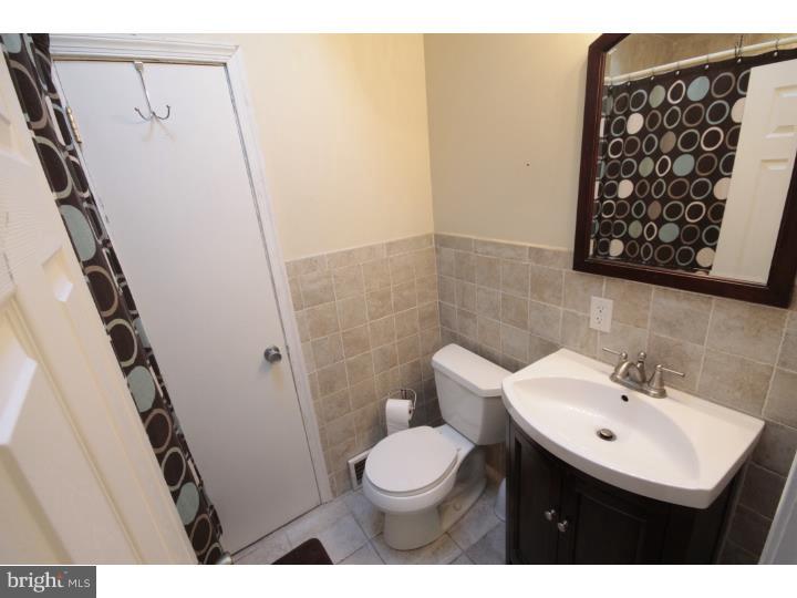 9074 Wesleyan Road Philadelphia, PA 19136 - Photo 10 of 16 Bathroom