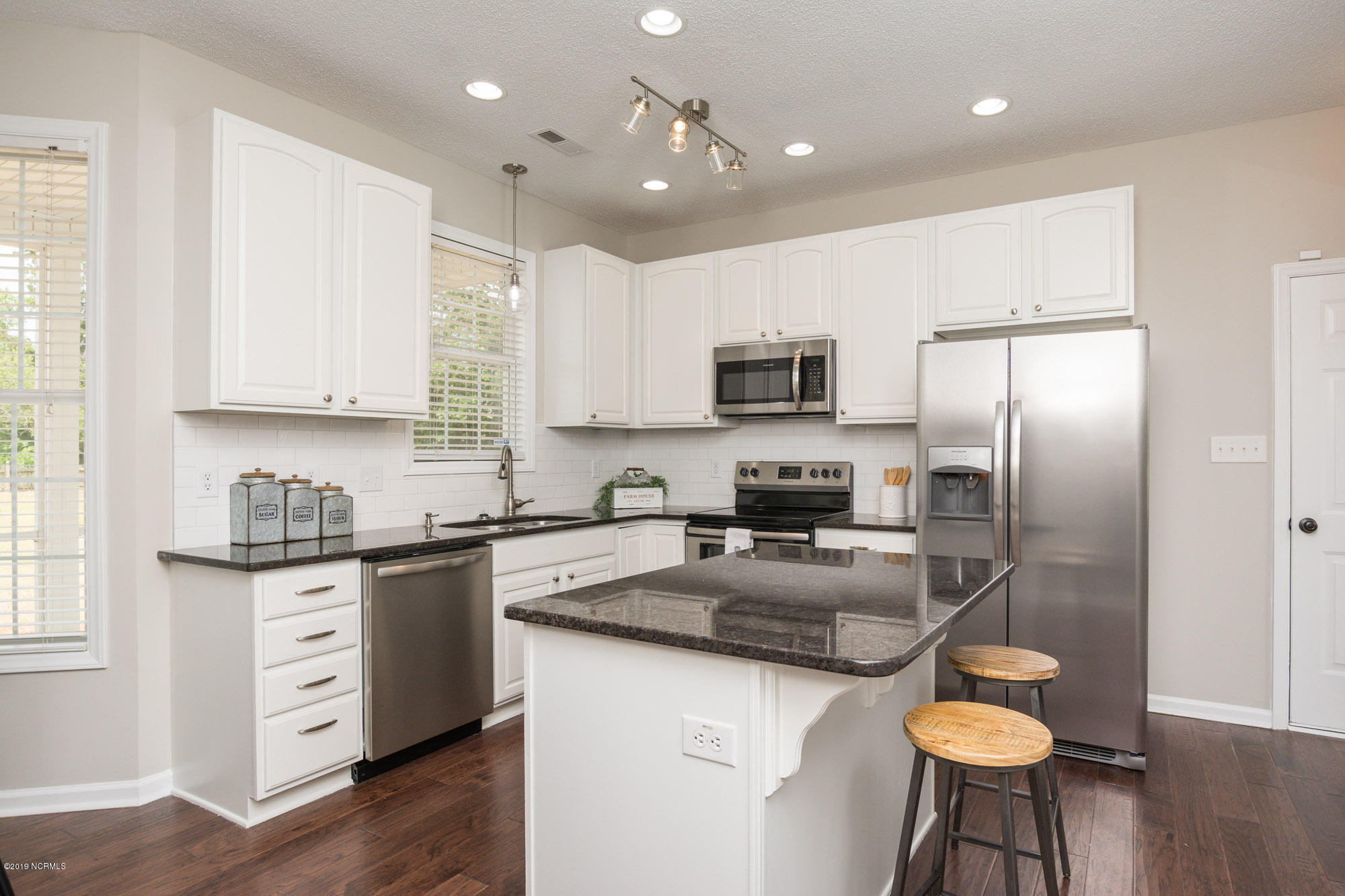 273 Core Road Richlands, NC 28574 - Photo 12 of 40 DSC_4671