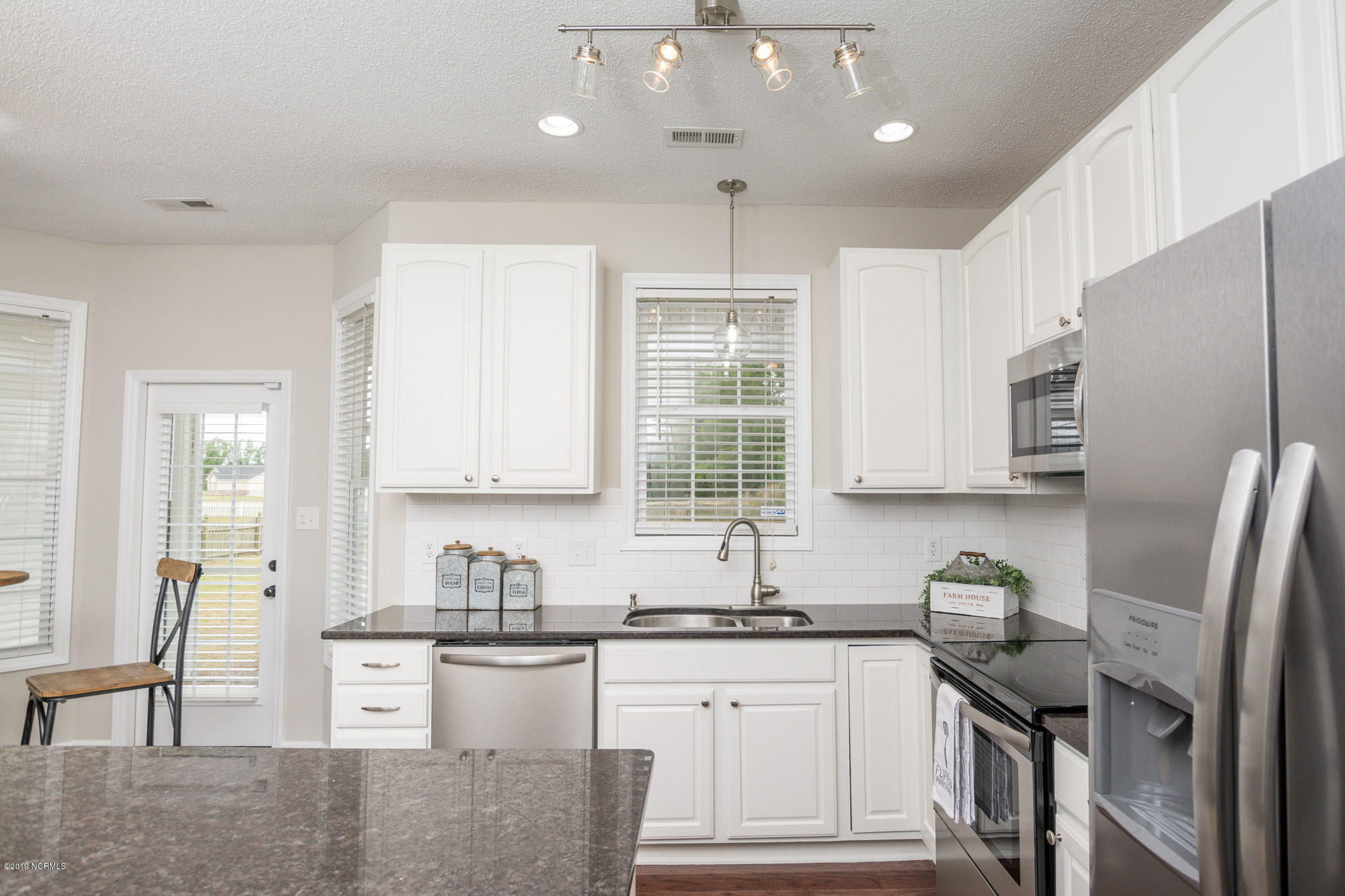 273 Core Road Richlands, NC 28574 - Photo 15 of 40 DSC_4678