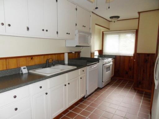 202 North 3rd Street Geneva, IL 60134 - Photo 5 of 11