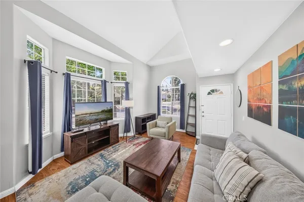 $839,000 | 402 Almond Avenue, Monrovia, CA 91016