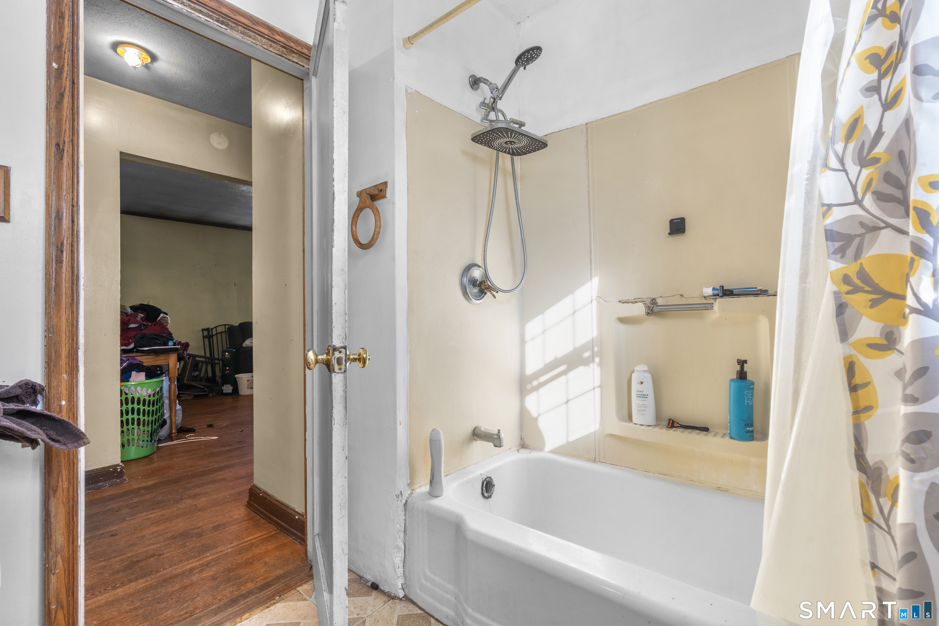 82 Foxcroft Drive Manchester, CT 06040 - Photo 18 of 34